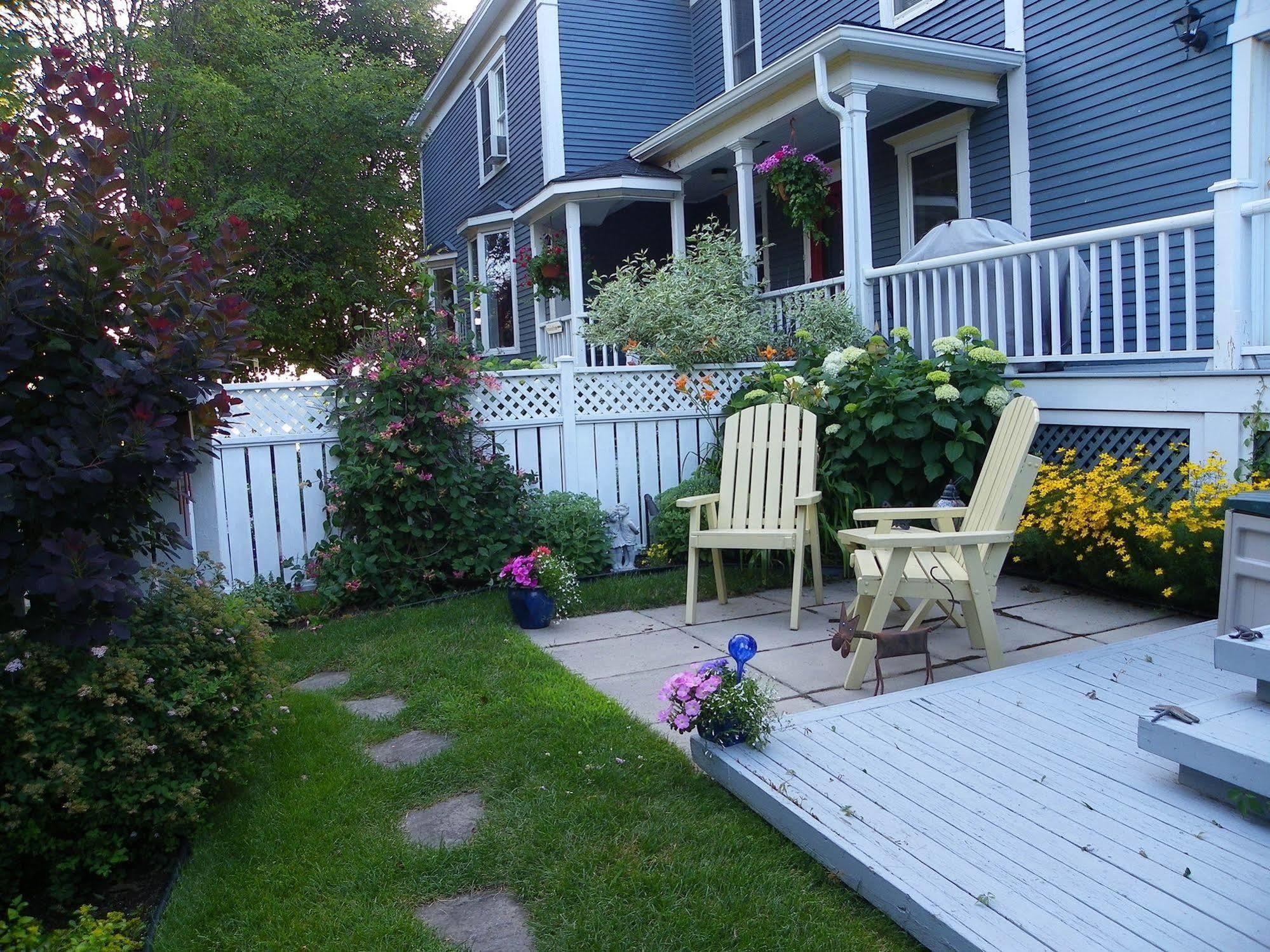 The Colonel'S In Bed And Breakfast Fredericton Exterior foto